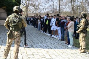 Policjanci podczas szkolenia