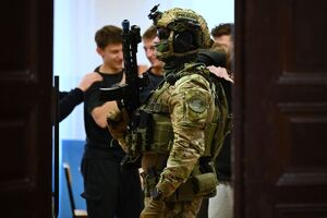 Policjanci podczas szkolenia