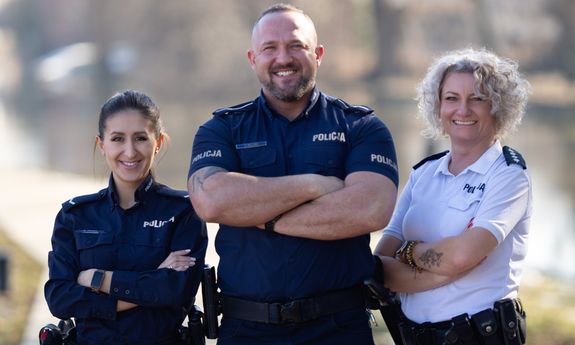 Zdjęcie funkcjonariuszy