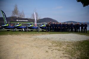 Policjanci oraz inne osoby podczas doskonalenia