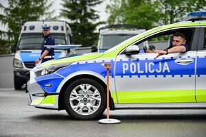 Policjanci podczas eliminacji