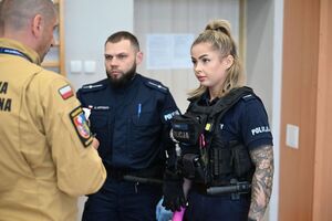 Uczestnicy podczas wojewódzkiego finału zawodów ratowników medycznych