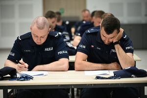 Uczestnicy podczas wojewódzkiego finału zawodów ratowników medycznych