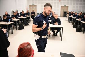 Uczestnicy podczas wojewódzkiego finału zawodów ratowników medycznych