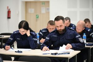 Uczestnicy podczas wojewódzkiego finału zawodów ratowników medycznych