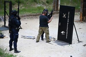 Policjanci podczas szkolenia