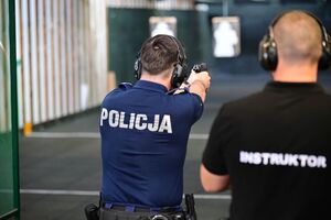 Funkcjonariusze podczas wojewódzkiego finału konkursu par patrolowych