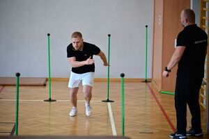Funkcjonariusze podczas wojewódzkiego finału konkursu par patrolowych