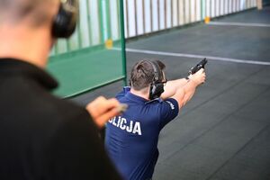 Funkcjonariusze podczas wojewódzkiego finału konkursu par patrolowych
