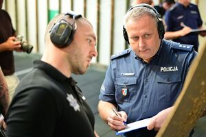 Funkcjonariusze podczas wojewódzkiego finału konkursu par patrolowych