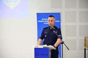 Funkcjonariusze podczas wojewódzkiego finału konkursu par patrolowych