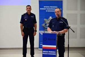 Funkcjonariusze podczas wojewódzkiego finału konkursu par patrolowych