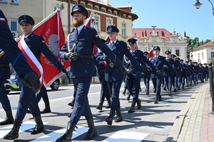 Policjanci i zaproszeni goście - podczas uroczystości Wojewódzkich Obchodów Święta Policji w Rzeszowie