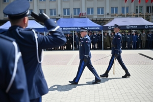 Policjanci i zaproszeni goście - podczas uroczystości Wojewódzkich Obchodów Święta Policji w Rzeszowie