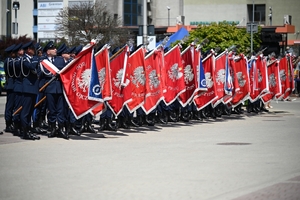 Policjanci i zaproszeni goście - podczas uroczystości Wojewódzkich Obchodów Święta Policji w Rzeszowie