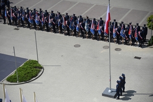 Policjanci i zaproszeni goście - podczas uroczystości Wojewódzkich Obchodów Święta Policji w Rzeszowie