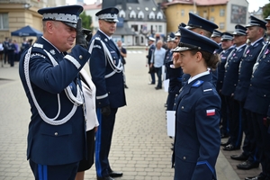 Policjanci i zaproszeni goście - podczas uroczystości Wojewódzkich Obchodów Święta Policji w Rzeszowie