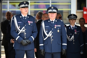 Policjanci i zaproszeni goście - podczas uroczystości Wojewódzkich Obchodów Święta Policji w Rzeszowie