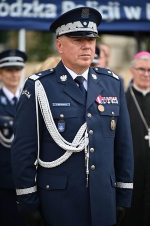 Policjanci i zaproszeni goście - podczas uroczystości Wojewódzkich Obchodów Święta Policji w Rzeszowie