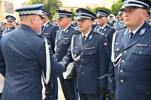 Policjanci i zaproszeni goście - podczas uroczystości Wojewódzkich Obchodów Święta Policji w Rzeszowie