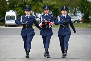 Funkcjonariusze podczas obchodów Święta Policji w rzeszowskim oddziale prewencji