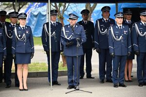 Funkcjonariusze podczas obchodów Święta Policji w rzeszowskim oddziale prewencji