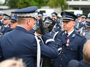 Funkcjonariusze podczas obchodów Święta Policji w rzeszowskim oddziale prewencji