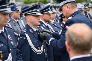 Funkcjonariusze podczas obchodów Święta Policji w rzeszowskim oddziale prewencji