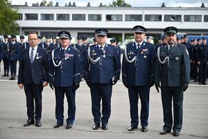 Funkcjonariusze podczas obchodów Święta Policji w rzeszowskim oddziale prewencji