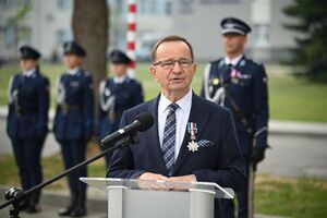 Funkcjonariusze podczas obchodów Święta Policji w rzeszowskim oddziale prewencji