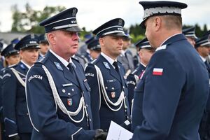 Funkcjonariusze podczas obchodów Święta Policji w rzeszowskim oddziale prewencji