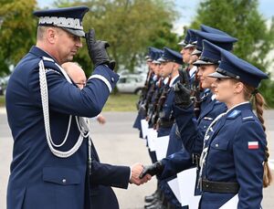 Funkcjonariusze podczas obchodów Święta Policji w rzeszowskim oddziale prewencji