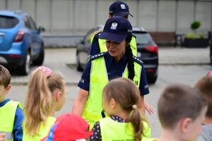 Policjantki podczas spotkania z uczniami