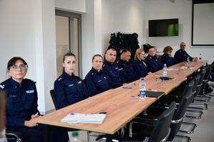 Policjanci podczas eliminacji do II Ogólnopolskiego Konkursu dla policjantów rzeczników dyscyplinarnych