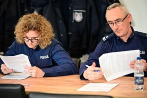 Policjanci podczas eliminacji do II Ogólnopolskiego Konkursu dla policjantów rzeczników dyscyplinarnych