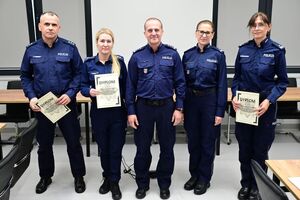 Policjanci podczas Wojewódzkich eliminacji do II Ogólnopolskiego Konkursu dla policjantów rzeczników dyscyplinarnych