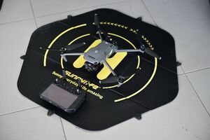 Policjanci podczas Carpathian Drone Summit 2026