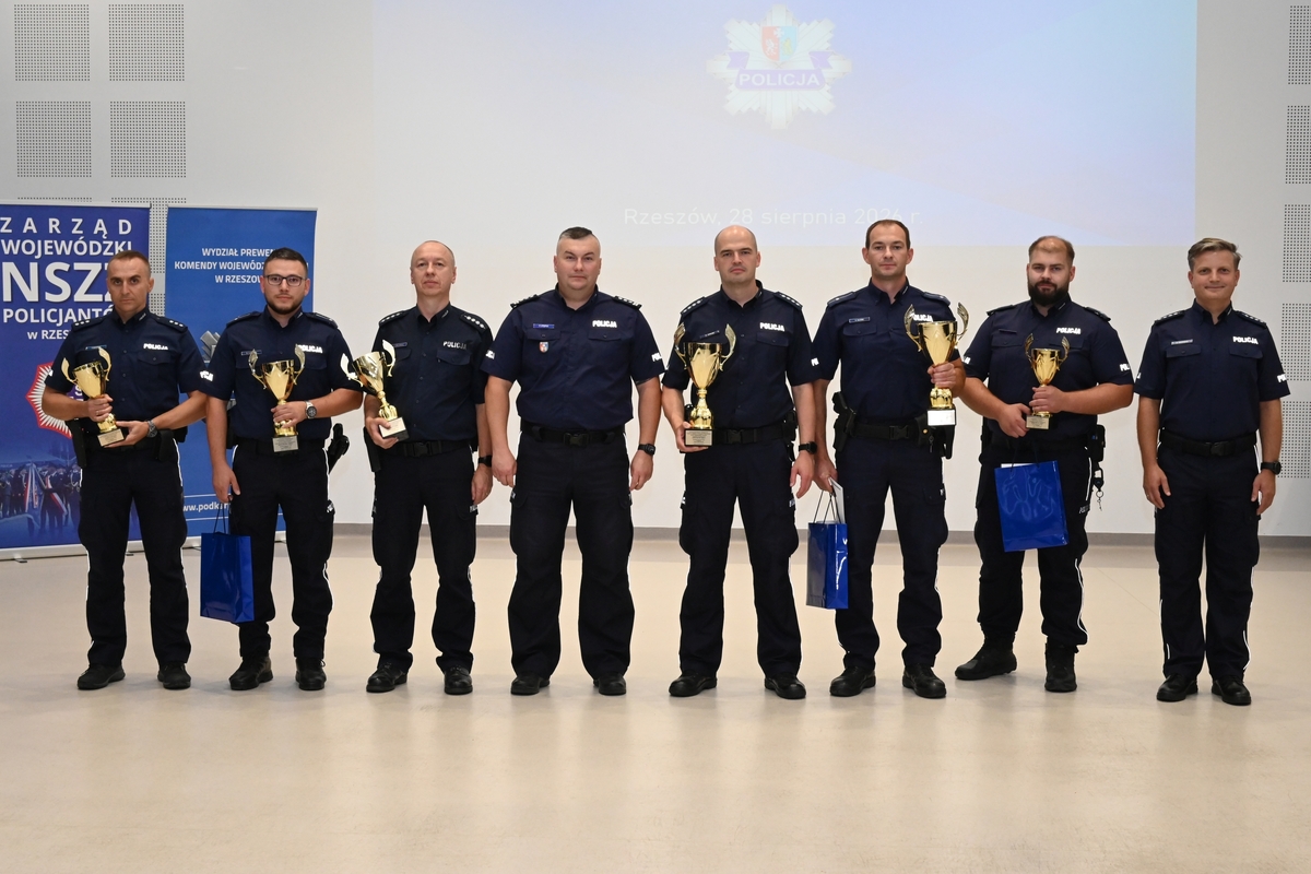 Wojewódzki Finał XVI Ogólnopolskich Zawodów Policjantów Dzielnicowych "Dzielnicowy Roku"