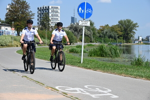 Partole rowerowe na bulwarach