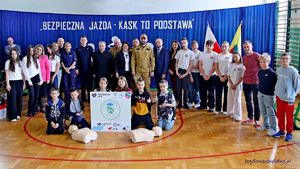 Na zdjęciu goście podczas uroczystego otwarcia mobilnego placu manewrowego.