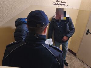 Policjanci i pracownicy socjalni w trakcie działań &amp;amp;quot;Ogólnopolskie liczenie osób bezdomnych&amp;amp;quot;.