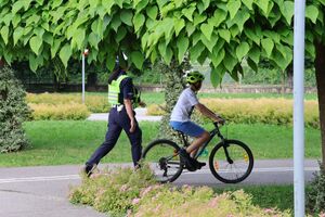 Policjanci egzaminowali uczniów z SP nr 6 w Rzeszowie na kartę rowerową.