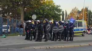 Zdjęcie przedstawia zabezpieczenie meczu Stali Rzeszów – Ruch Chorzów