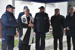 przekazanie radiowozów/zaproszeni goście