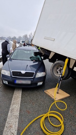 uszkodzenia pokolizyjne skody i iveco