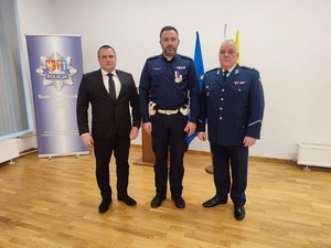 policjanci podczas spotkania kończącego turniej strzelecki