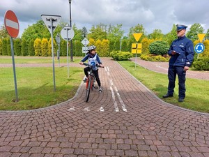 uczestnicy turnieju bezpieczeństwa w ruchu drogowym