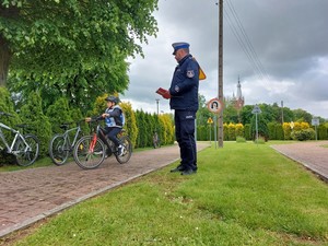 uczestnicy turnieju bezpieczeństwa w ruchu drogowym