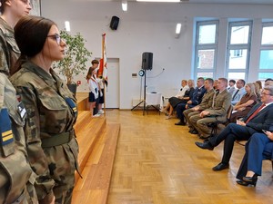 uczestnicy inauguracji roku szkolnego w Rymanowie