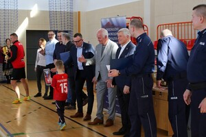 zdjęcia z finału II Podkarpackich Mistrzostw Policji w Piłce Halowej
